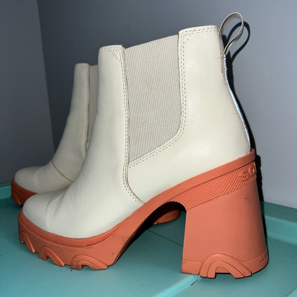 Sorel Brex Heeled Leather Boot - Picture 2 of 6